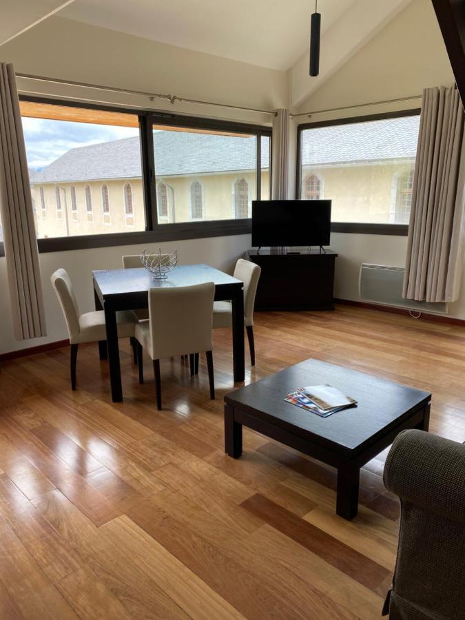 Terres De France - Domaine Du Palais Aparthotel Saint-Lizier Luaran gambar
